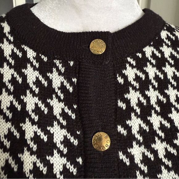 BCBGMaxAzria Black and White Houndstooth Knit Cropped Cardigan Sweater Size M - Picture 2 of 6